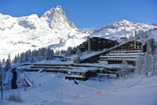 BASE CAMP alpine apartments Hotel in Breuil-Cervinia