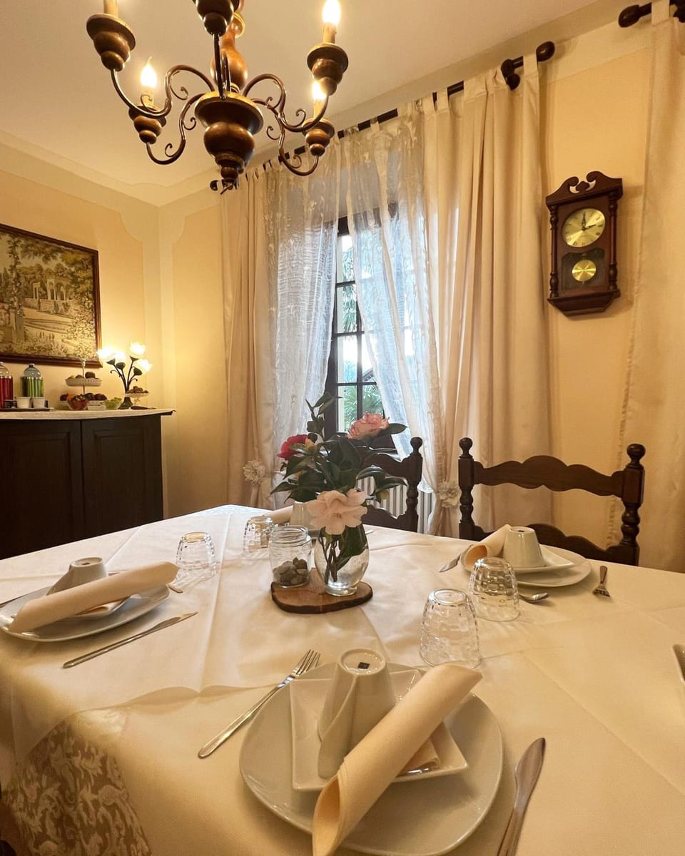 B&B Azalea Hotel in Cannobio