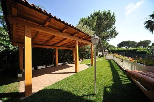 Villa Axa Hotel in Lazio