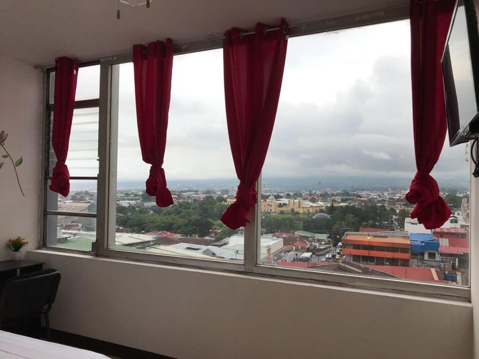 La Fortuna Roja Hotel in San Jose