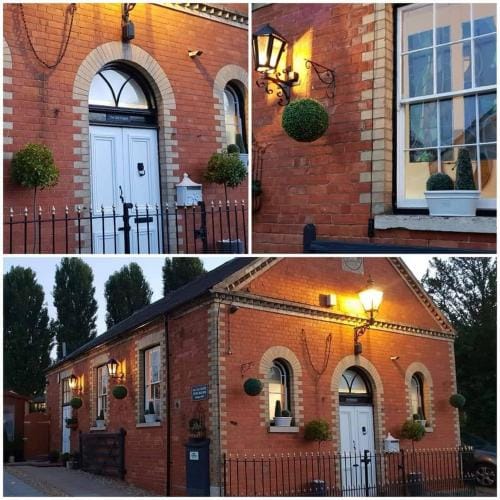 The Old Chapel Stoke Bruerne Hotel in Daventry District