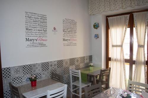 Mary's house Hotel in Naples