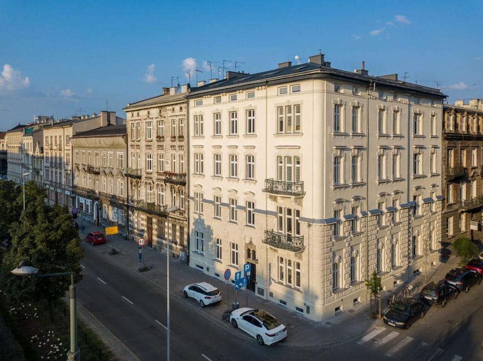 DIETLA 99 APARTMENTS - IDEAL LOCATION - in the heart of Krakow Apartment hotel in Krakow