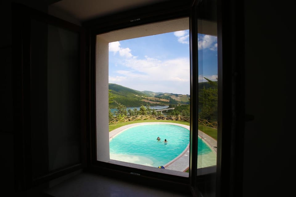 Colle Sul Lago Hotel in Umbria