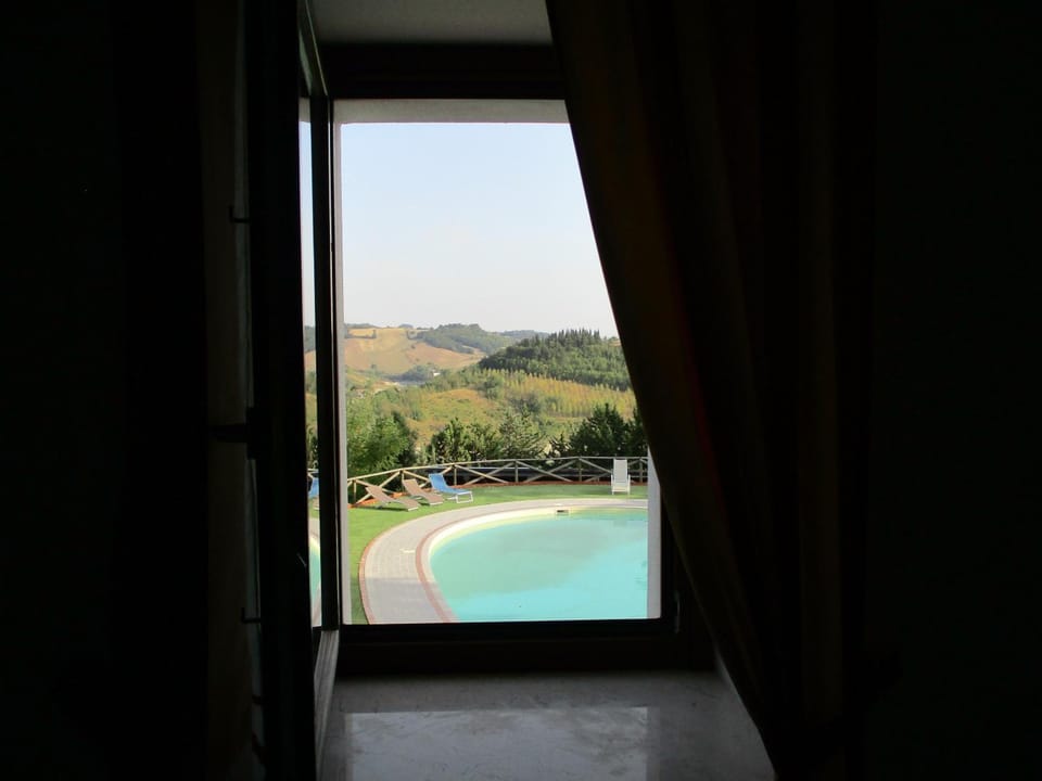 Colle Sul Lago Hotel in Umbria