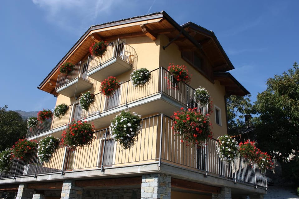 Affittacamere Les Noyers Hotel in Aosta Valley, Italy