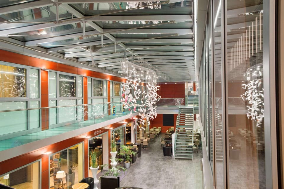 Ramada Encore by Wyndham Geneva Hotel in Geneva