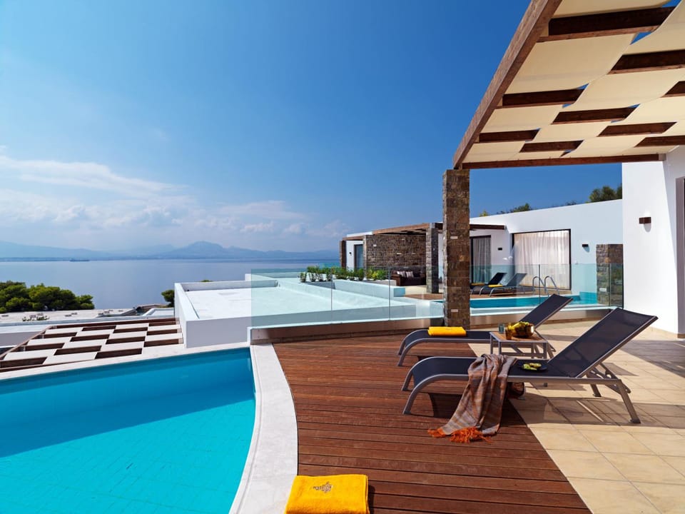 Wyndham Loutraki Poseidon Resort Hotel in Euboea