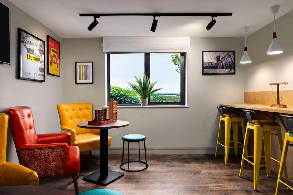 Super 8 by Wyndham Durham Hotel in England
