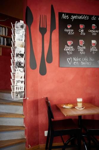 Le Cafe-Hotel de L'Aubier Hotel in Neuchâtel