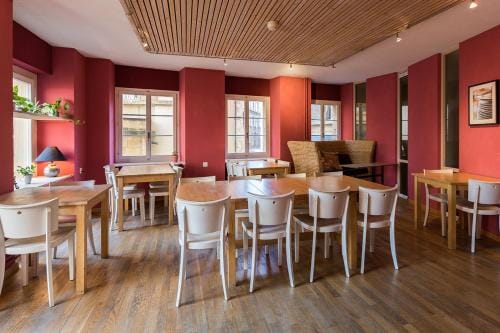 Le Cafe-Hotel de L'Aubier Hotel in Neuchâtel
