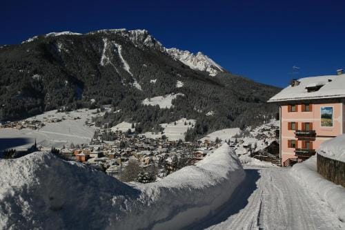 Garni Miravalle Hotel in Moena