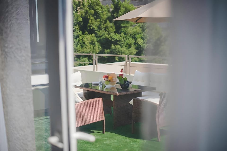 LOUIS V HOTEL LEBANON Hotel in Africa