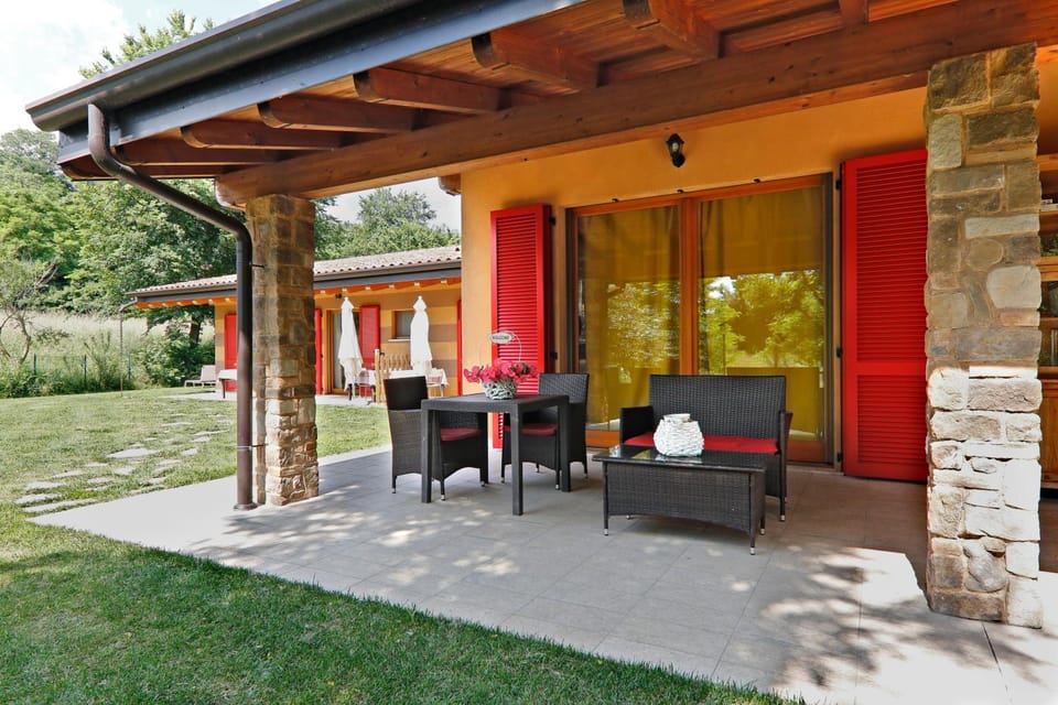 Agriturismo Terra e Lago d'Iseo Franciacorta Hotel in Province of Brescia