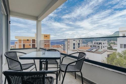 Lux DAM Apartments Hotel in Ulcinj Municipality
