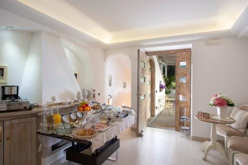 La Maurella Hotel in Praiano
