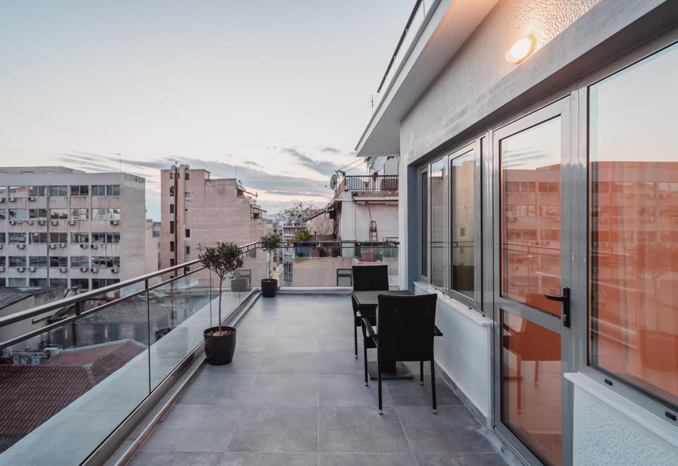 ELA FIVE RESIDENCES Hotel in Athens