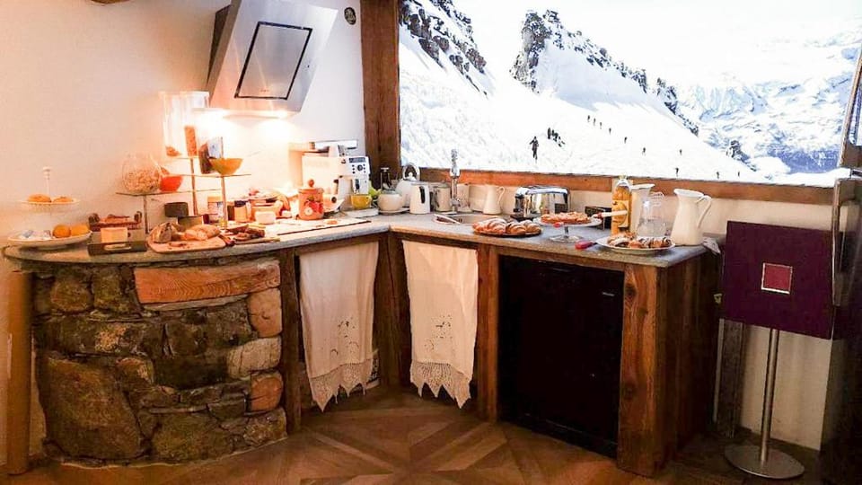 Maison Le Cler Hotel in Valtournenche