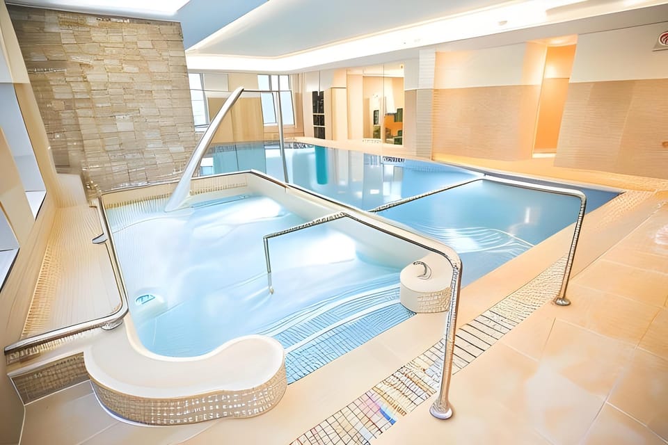Galway Bay Hotel Conference & Leisure Centre Hotel in Galway