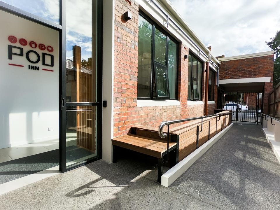 Pod Inn Capsule hotel in Launceston