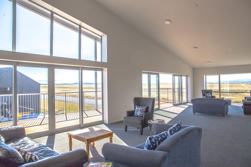 Pukaki Air Lodge Lodge in Otago
