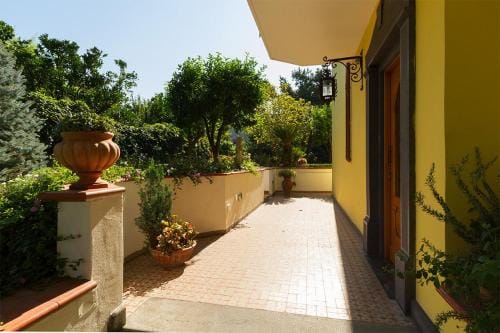 B&B Massico Apartments Hotel in Sant Agnello