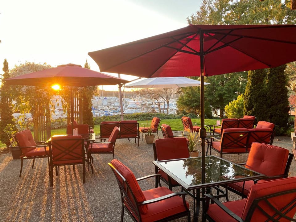 The Latch Inn and Restaurant Inn in Sidney