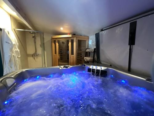 Lecrin chambre d'hote spa Hotel in Provence-Alpes-Côte d'Azur