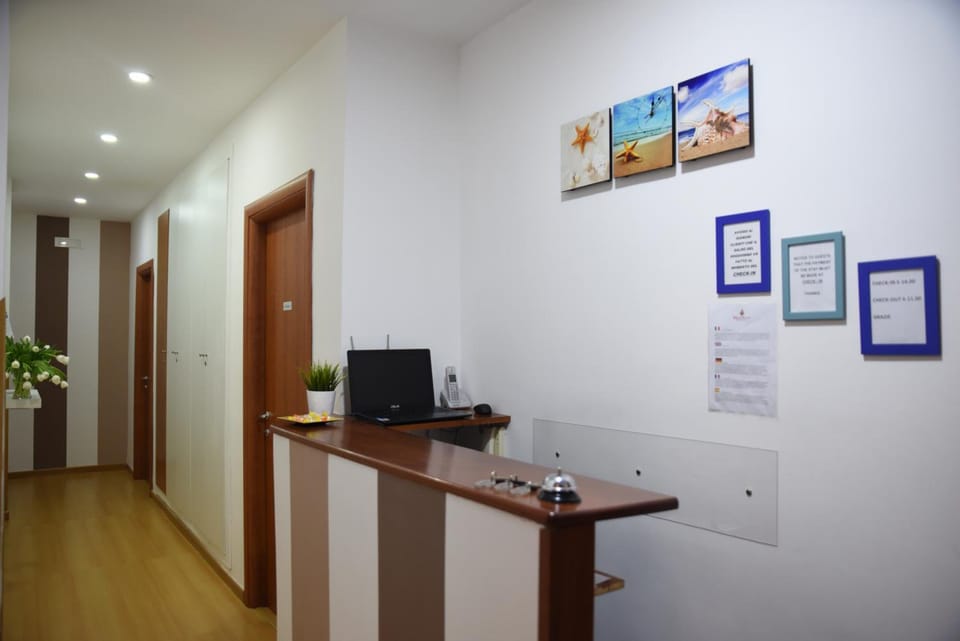 The Night Guest House Hotel in Priora