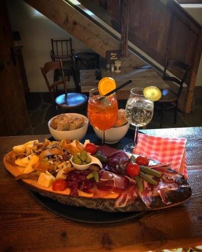 Chasa Jaro Hotel in Canton of Grisons