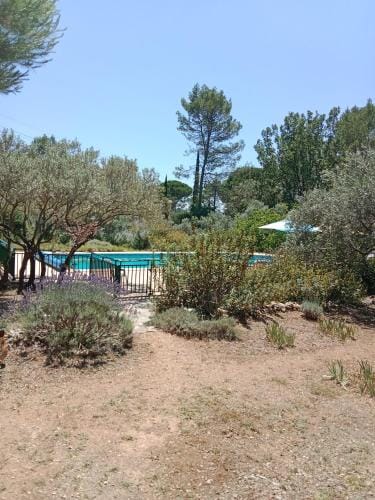 la Farigoulette Hotel in Lorgues