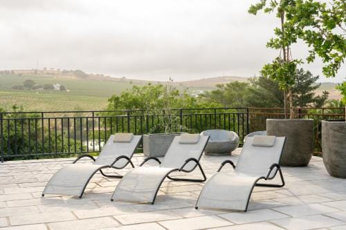 Avemore Rare Gem with Backup Power Hotel in Stellenbosch
