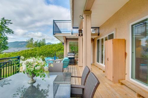 Oceanfront Getaway Hotel in Vancouver Island