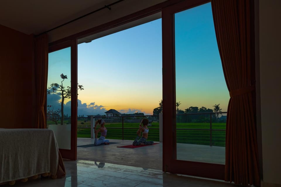 Villa Lotus 8 Hotel in North Kuta