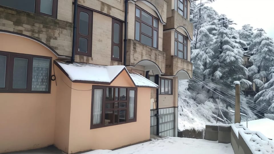 Hotel Amar Palace Shimla Hotel in Shimla