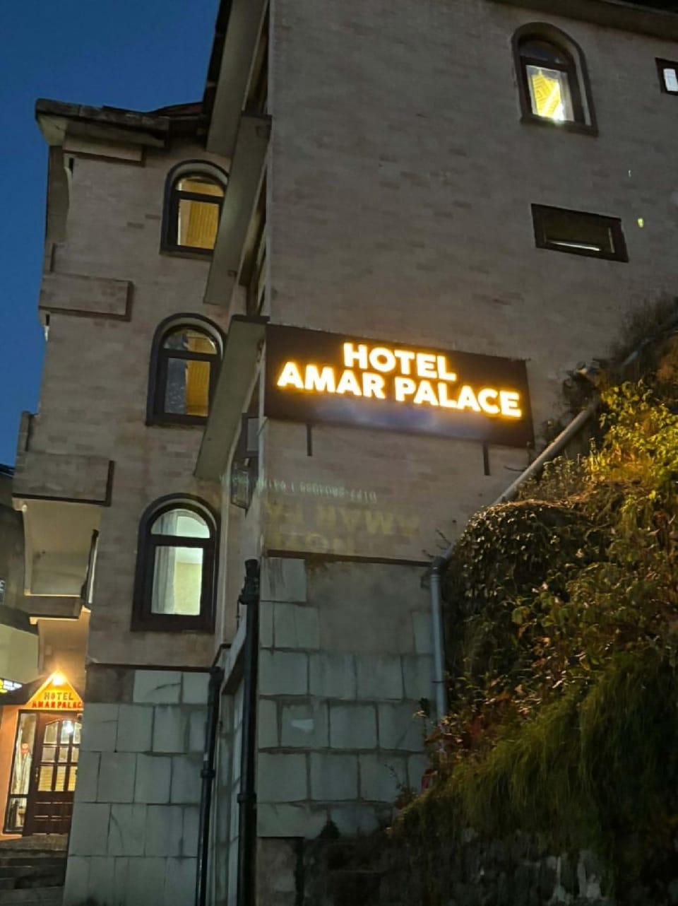 Hotel Amar Palace Shimla Hotel in Shimla