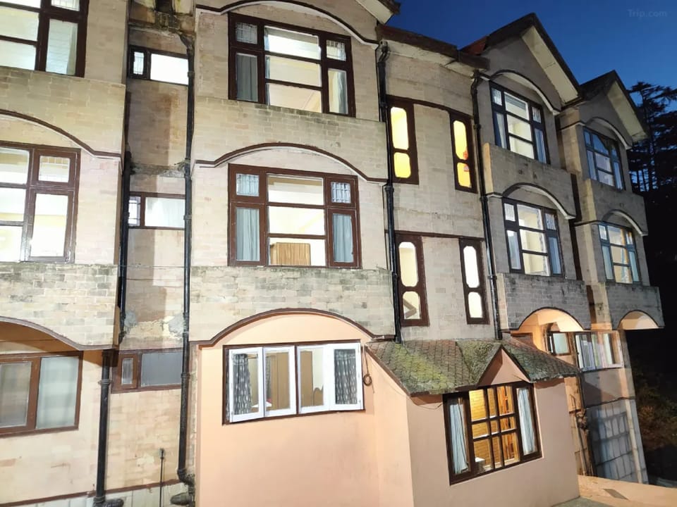 Hotel Amar Palace Shimla Hotel in Shimla