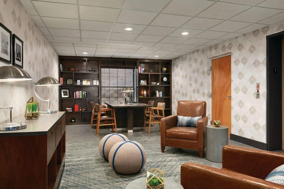 Four Points by Sheraton Raleigh Arena Hotel in Raleigh