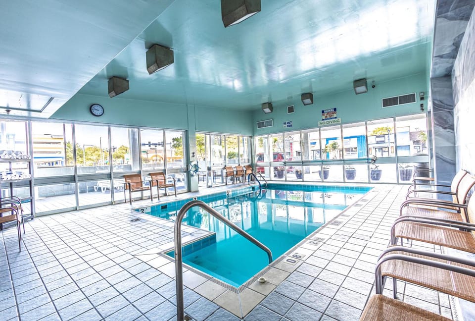 Seaview Hotel Hotel in Virginia Beach