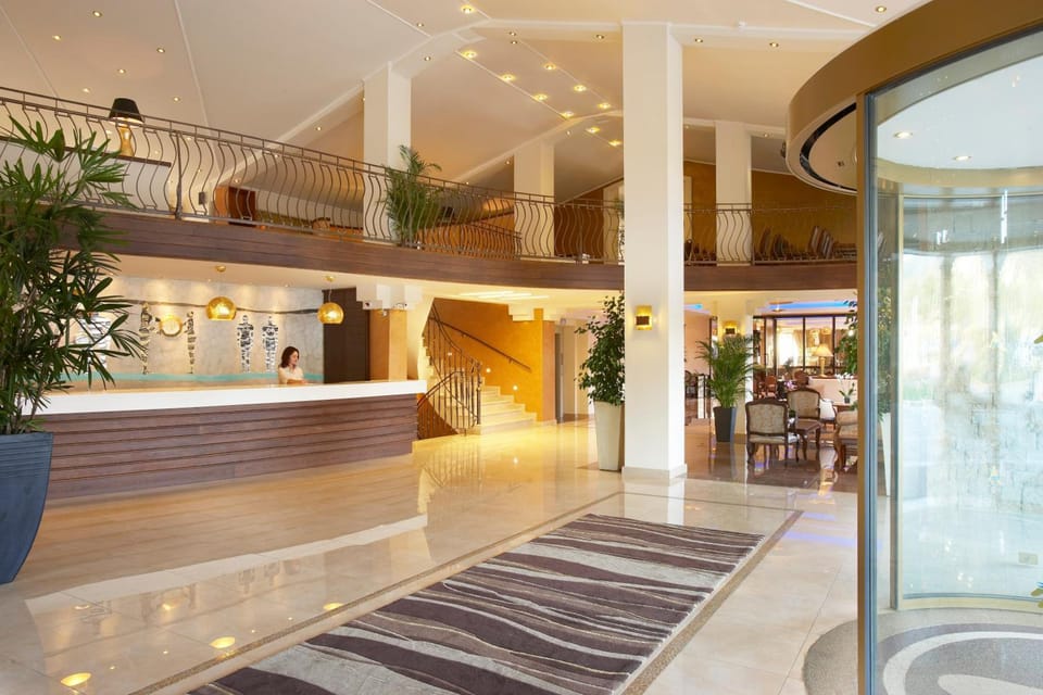 Anthemus Sea Beach Hotel and Spa Resort in Halkidiki
