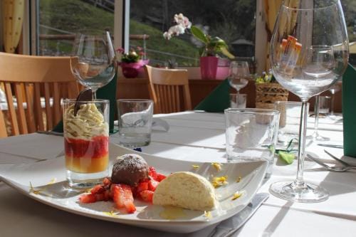 Berggasthof Pension Pfitscher Hotel in Trentino-South Tyrol