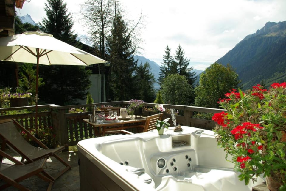 Hotel Les Chalets de Philippe avec Jacuzzis Privatifs Hotel in Chamonix