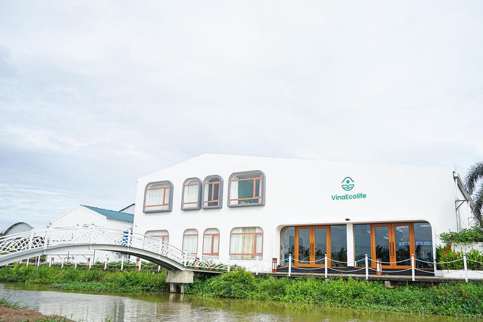 VinaEcolife Lodge Hotel in Ba Ria - Vung Tau