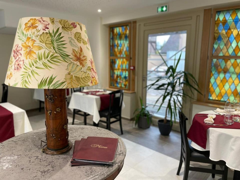 Hotel de la Croix Blanche Hotel in Bourgogne-Franche-Comté