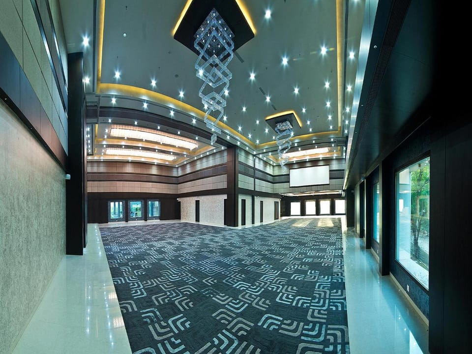 Narayani Heights Hotel and Resort Hotel in Ahmedabad