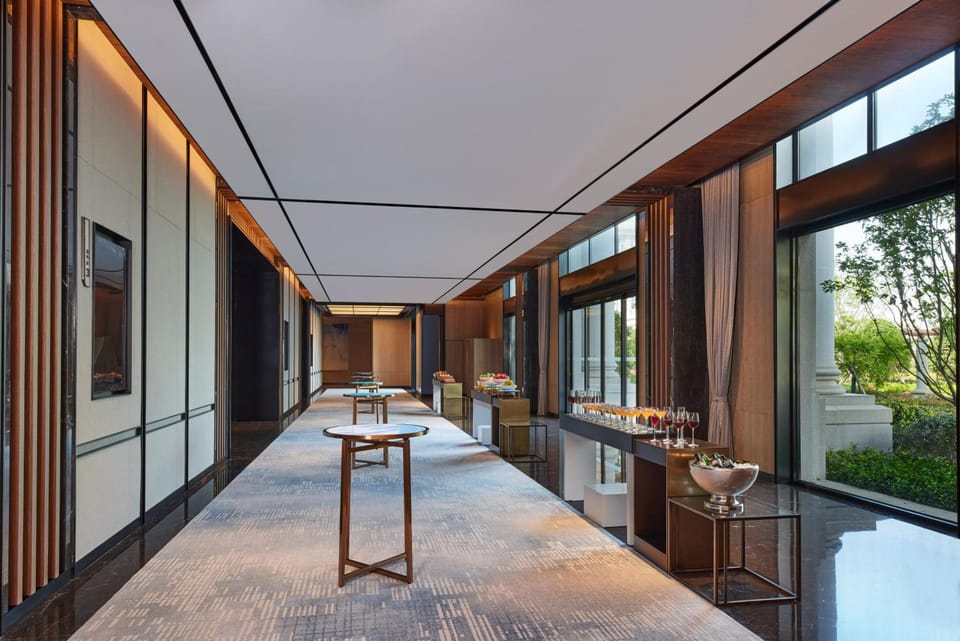 Four Points by Sheraton Shanghai Fengjing Hotel in Shanghai