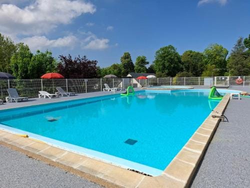Village Vacances Les Fontenils Lodge in Centre-Val de Loire