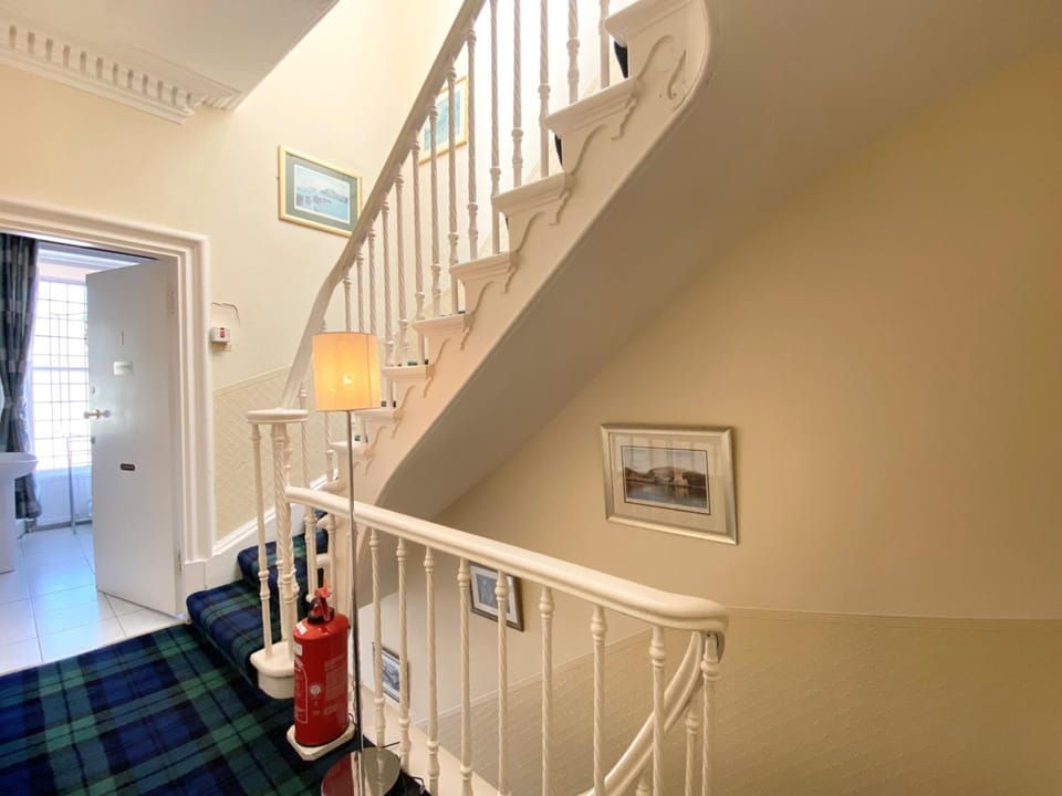 Daviot Guest House Hotel in Ayr