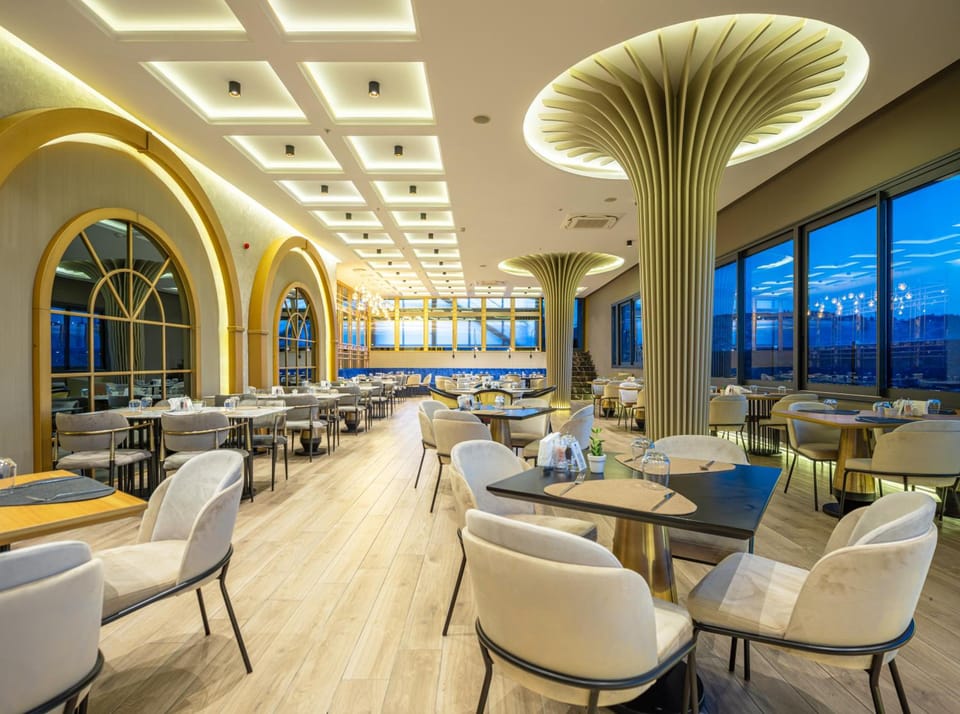 DoubleTree by Hilton Izmir - Alsancak Hotel in Izmir
