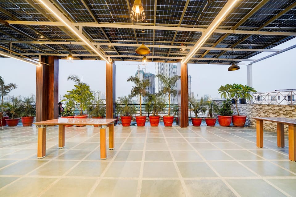 Hotel O Maple stays Hotel in Gurugram